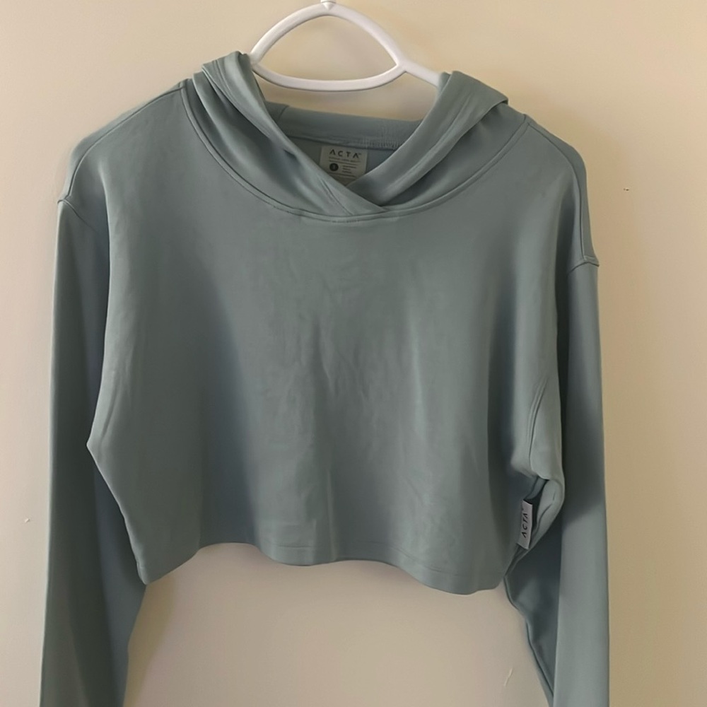Acta crop top hoodie